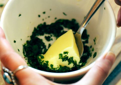Butter and spinach for toast