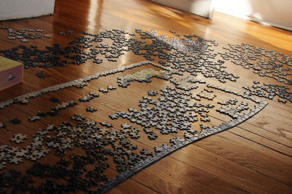 365 things in 365 days » Blog Archive » 285) Finish a 1000 piece puzzle