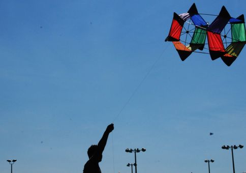 226_flyBoxKite_08