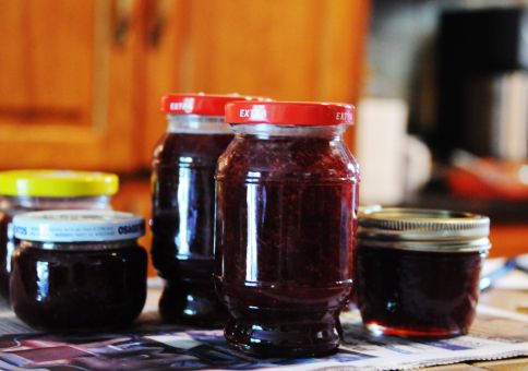 213) Make homemade jam