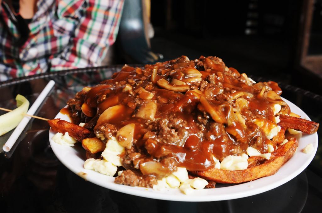 365 things in 365 days » Blog Archive » 138) Try Montreal’s best Poutine