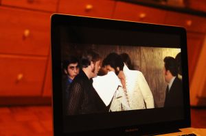 watchElvisMovie_05